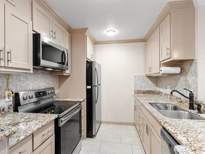 4635 Wild Indigo St APT 512