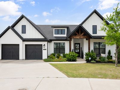 7433 Soaring Eagle Dr