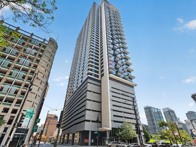 235 W Van Buren St #4101