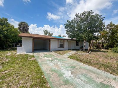 1515 Maple Dr