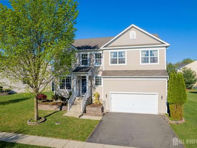 27 Potomac Ave