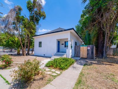 2320 K St