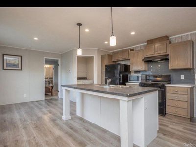 37 Windward
