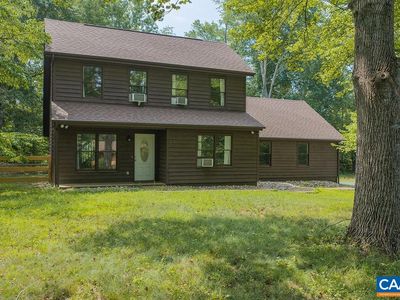 29 Monish Dr