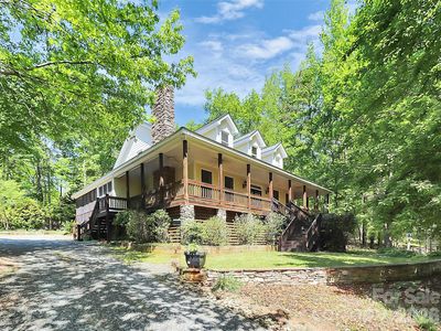 729 Lochaven Rd