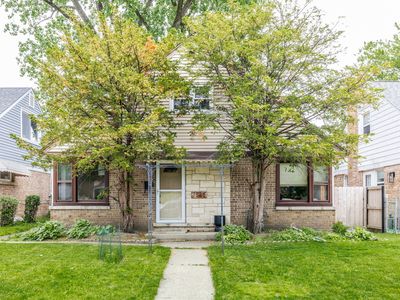 Property at 7535 Kenton Ave, Skokie, IL