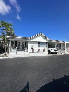325 Lone Pine Ln