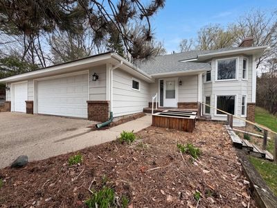 6475 Grand View Dr