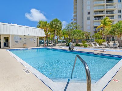2000 Coco Plum Dr APT 106