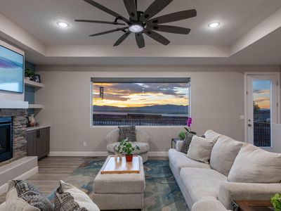 396 S Cedar Creek Dr