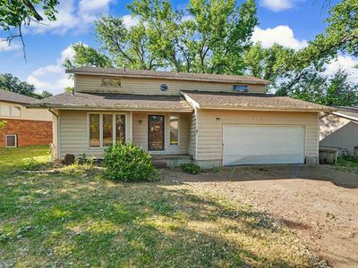 2132 Country Hills Rd