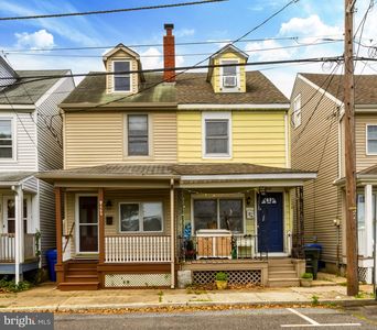 466 Logan Ave