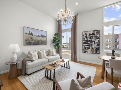 856 N Van Ness Ave APT 6