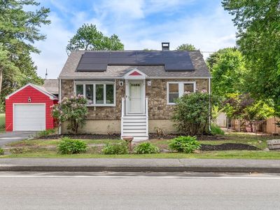 34 School House Ln