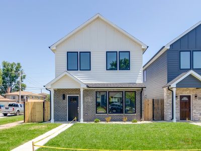 Property at 1745 N 34th Ave, Stone Park, IL