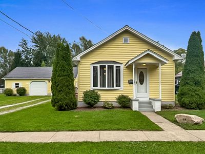 28 1st Ave