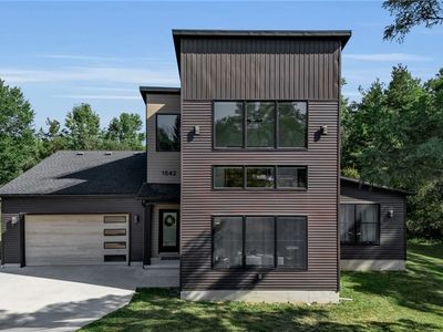 1542 Blakeley Rd