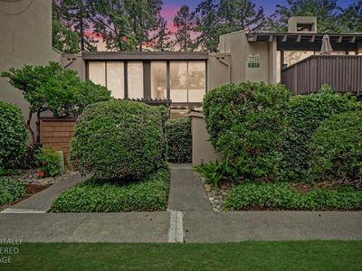 2203 Woodside Ln Unit 4