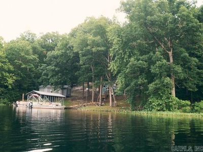 435 Woodland Hills Rd