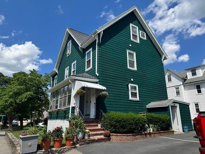 16 Bradford St