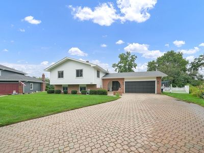 1441 Holland Pl