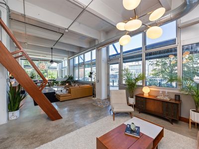 120 SW 5th St UNIT 101