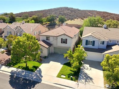 Property at 29735 Maxmillian Ave, Murrieta, CA