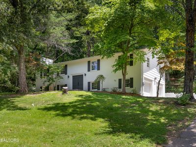 14 Monaco Ln