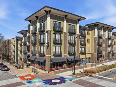 5300 Peachtree Rd Unit 1211