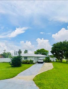 2117 52nd Ter SW