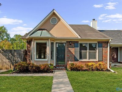 456 Autumnwood Dr SW