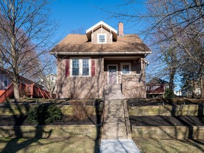 55 Standish St