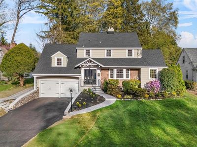 44 Edgewood Dr