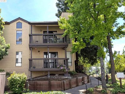 99 Cleaveland Rd APT 1