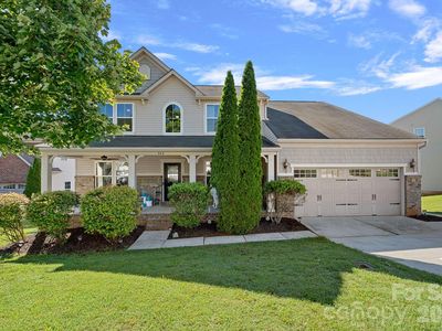 442 Almora Loop