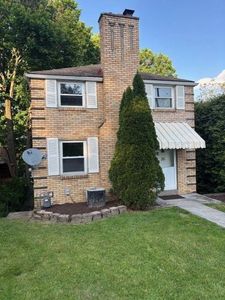 36 Hempstead Ave