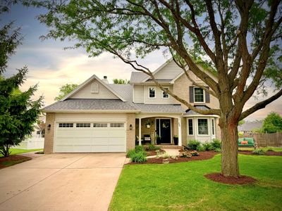 Property at 300 Savoy Dr, Shorewood, IL