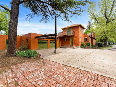 1432 NW Lawnridge Ave