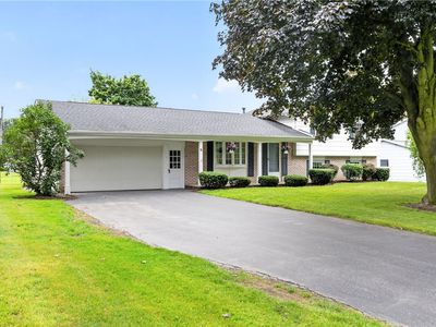 6 Gateway Rd