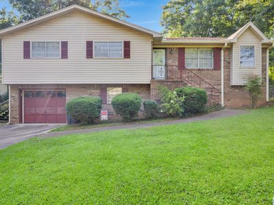 512 Raintree Ln