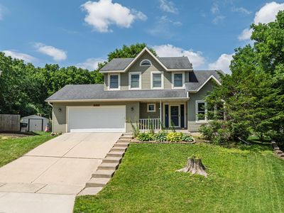 2211 Regent Ln SW