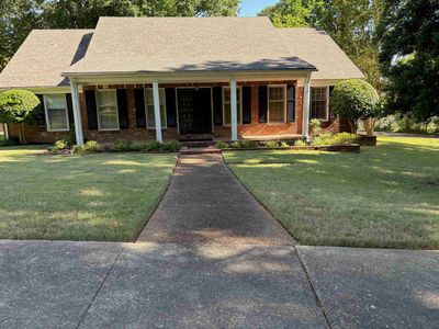 5710 Woodbriar Cv