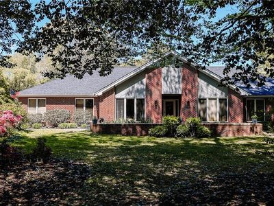 4052 Bridgehampton Ln