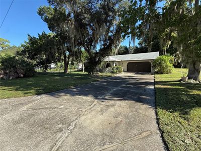 11813 OCKLAWAHA DRIVE