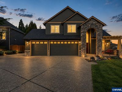 1401 Ranier Loop NW