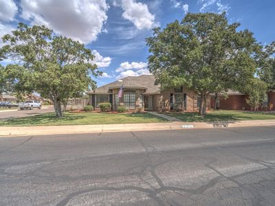 4904 Whitman Dr
