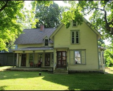 2293 Main St
