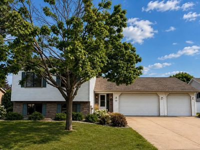 3171 Mockingbird Way