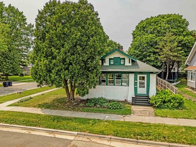 603 EISENHOWER Avenue