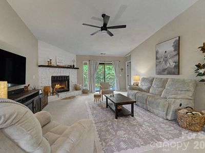 16A Willow View Dr